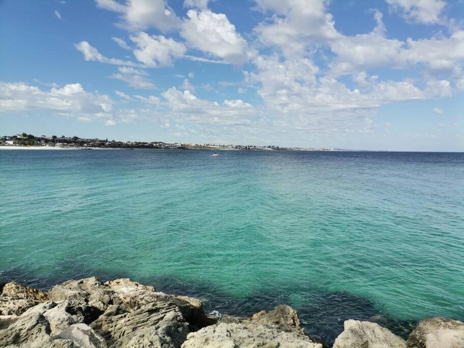 Simply Delightful Unit Close To Cbd And Beach Perth Exterior photo