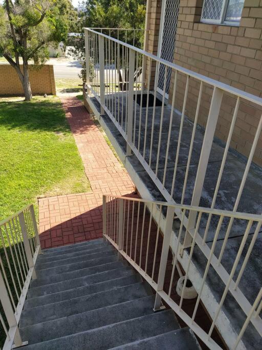 Simply Delightful Unit Close To Cbd And Beach Perth Exterior photo