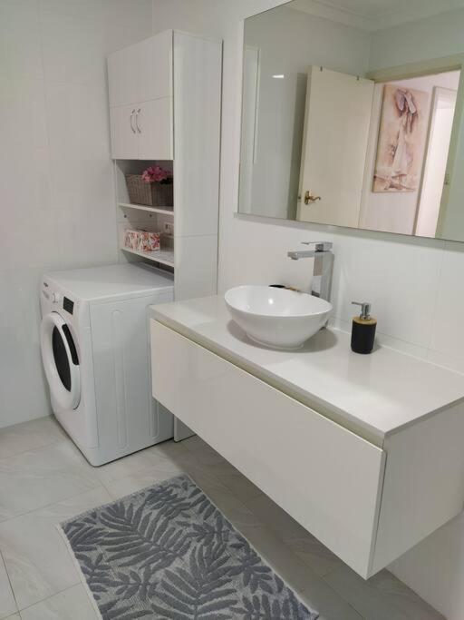 Simply Delightful Unit Close To Cbd And Beach Perth Exterior photo